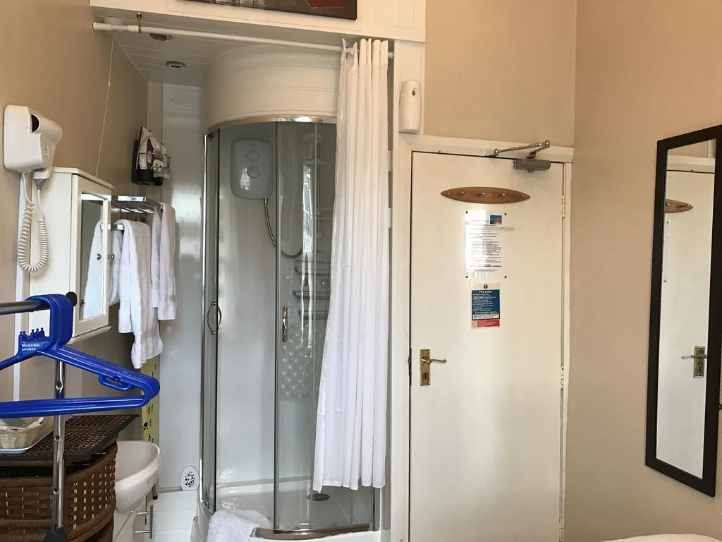 Lighthouse Guest House 위틀리베이 외부 사진