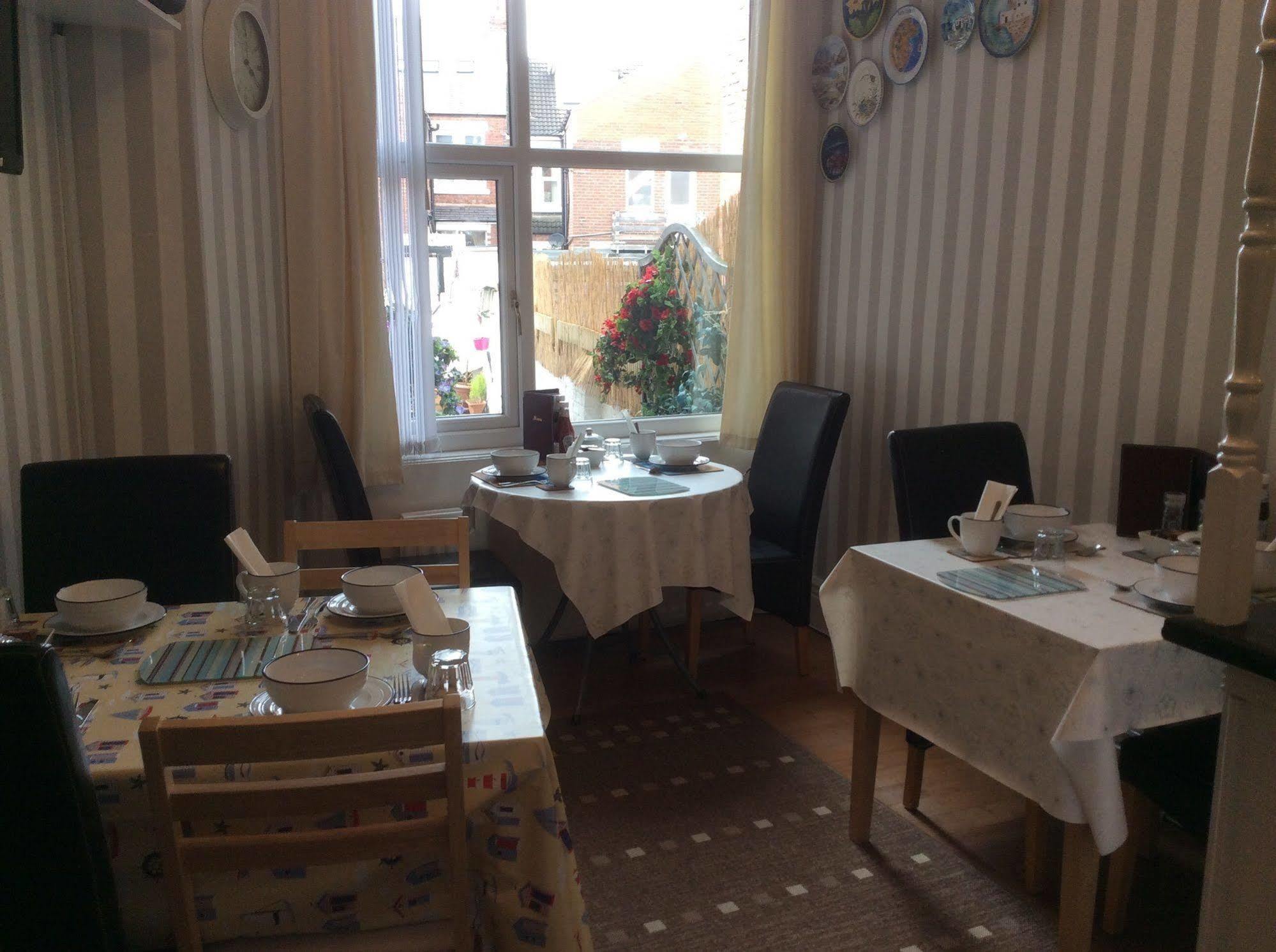 Lighthouse Guest House 위틀리베이 외부 사진