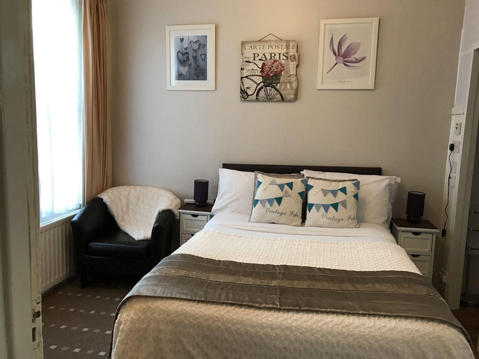 Lighthouse Guest House 위틀리베이 외부 사진