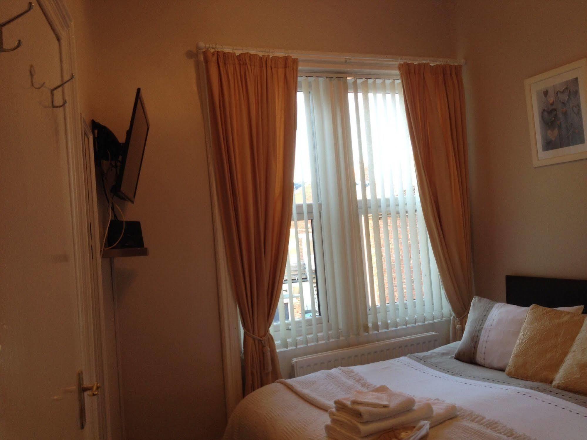 Lighthouse Guest House 위틀리베이 외부 사진